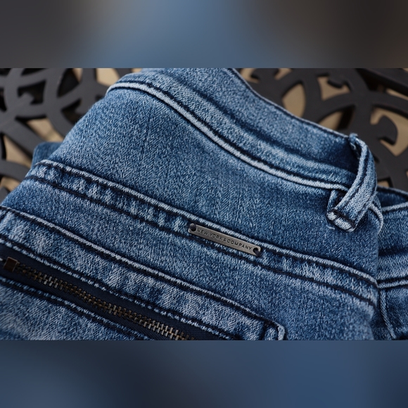 NY&CO Women's Light Wash Jean Jeggings Size 0 - Picture 5 of 5